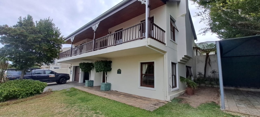 4 Bedroom Property for Sale in Onrus Western Cape